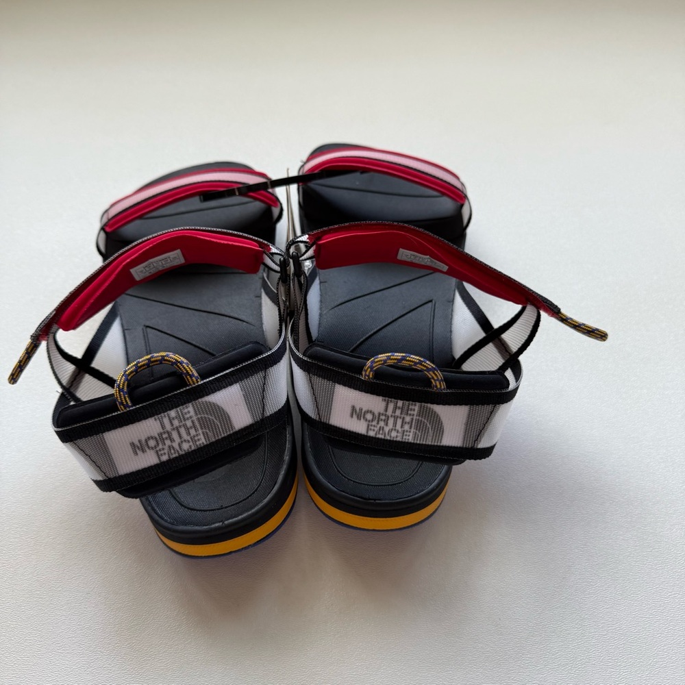 The North Face Skeena Sport Sandals Black Red Blue Yellow Mens Size 9 - Picture 4 of 9